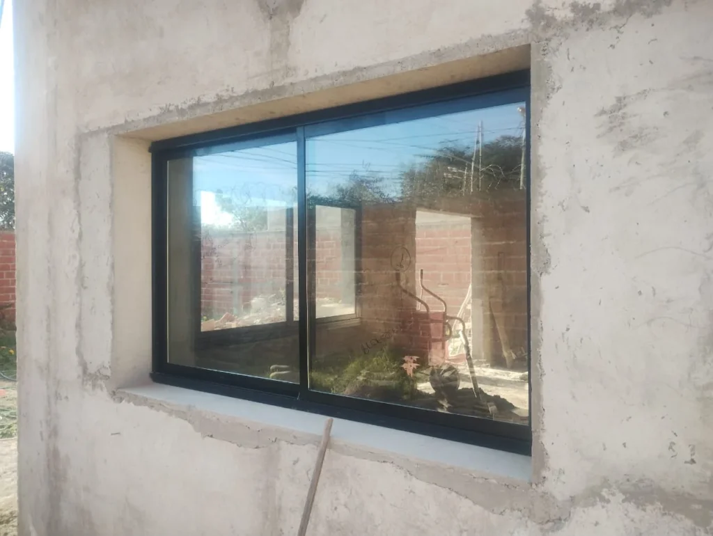 Cerramiento de vivienda en ejecución